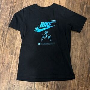 Boys Nike XL T-shirt